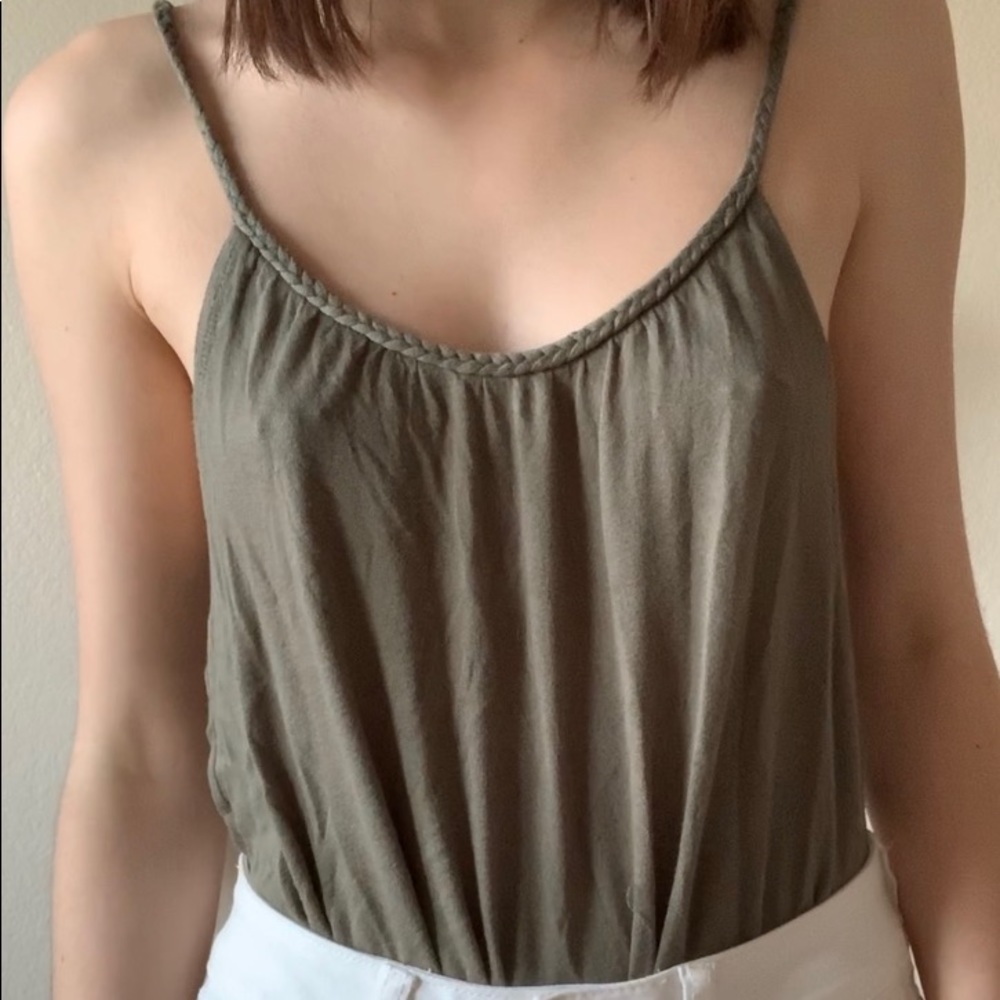 Tank top bundle - Picture 5 of 5